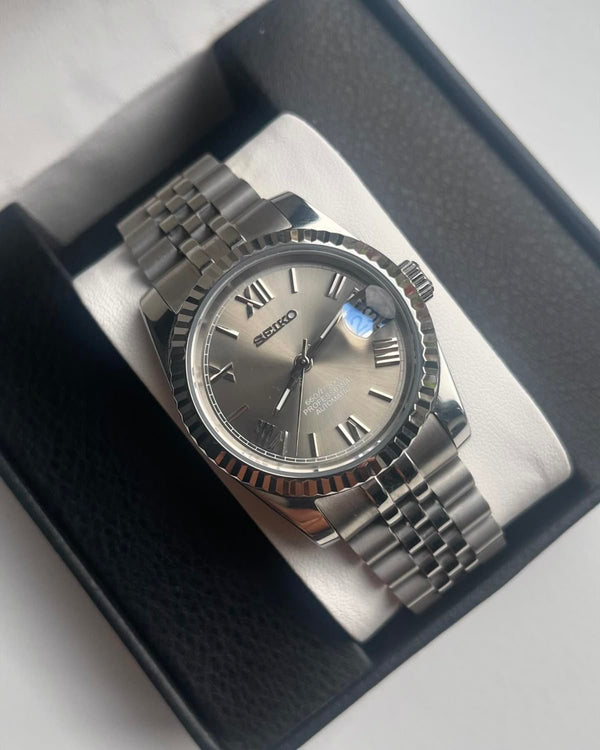 Watch mod in its box